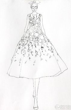 服裝與服飾設(shè)計 藝術(shù)與技術(shù)的交織